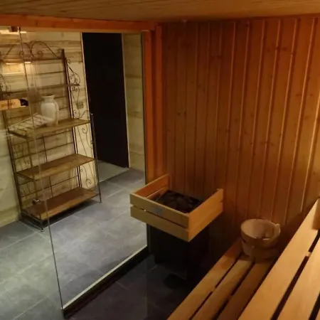 Odalys Le Chabichou Chalet *